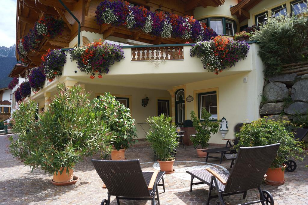Appartementhaus Olympia Schloessl Neustift im Stubaital Kültér fotó